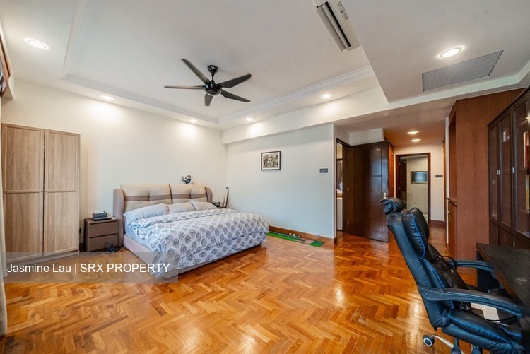 Park Villas (D19), Terrace #558170021